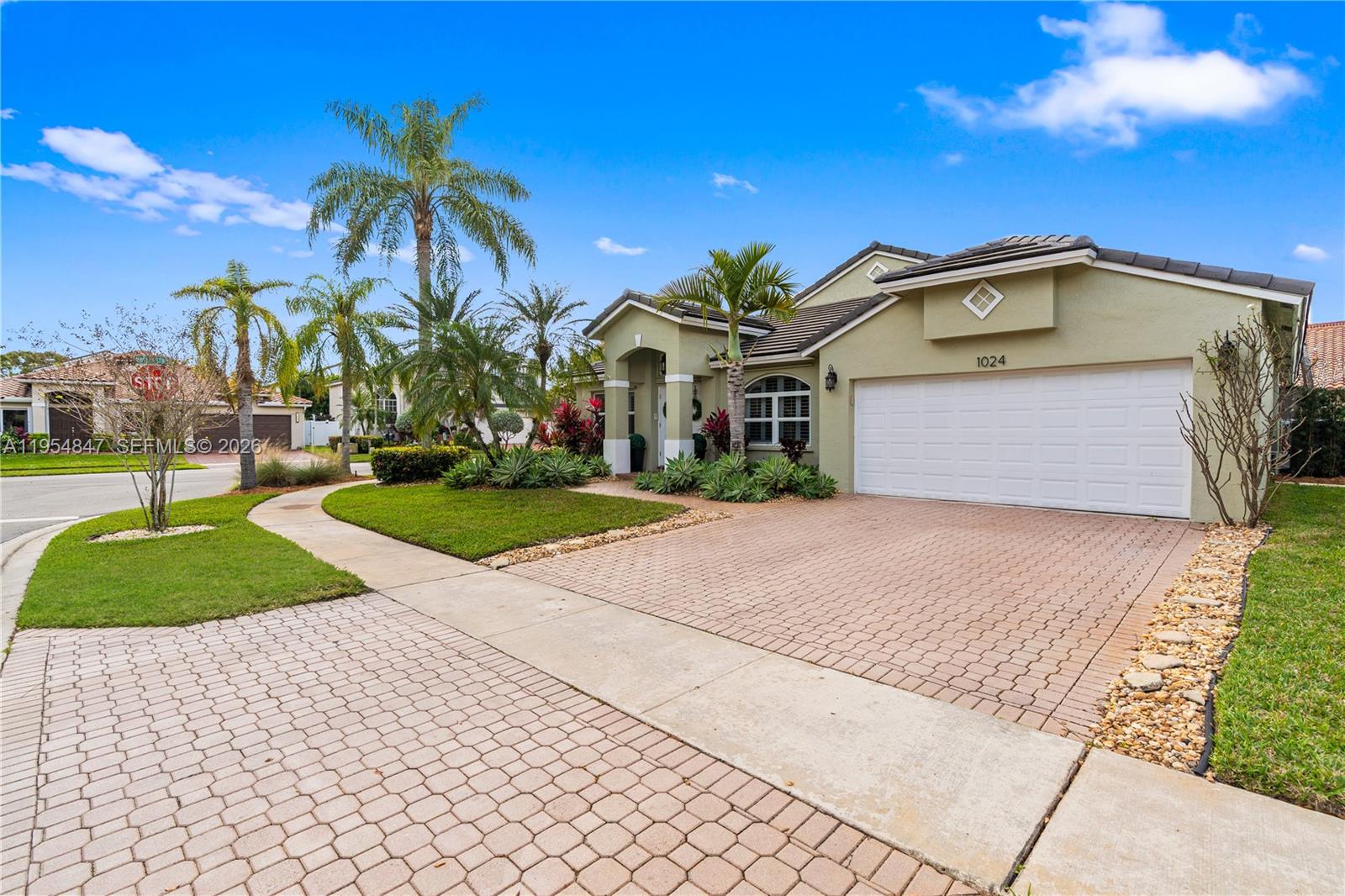 CHAPEL LAKE ESTATES - Residential