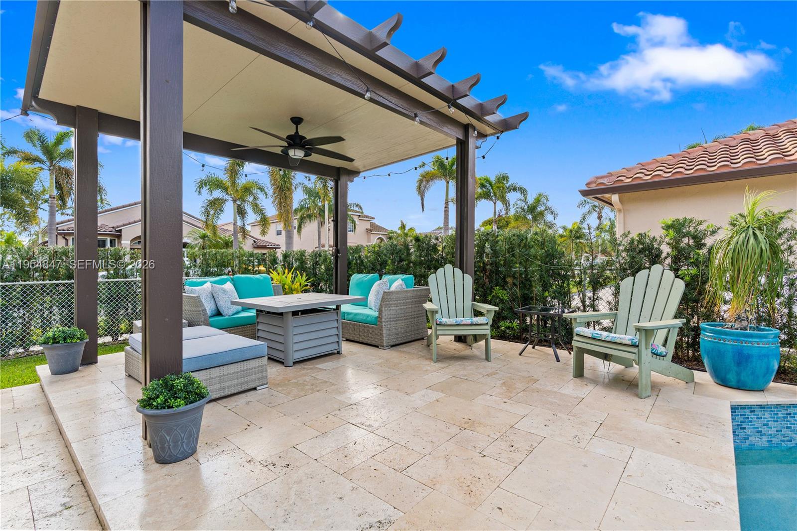 CHAPEL LAKE ESTATES - Residential