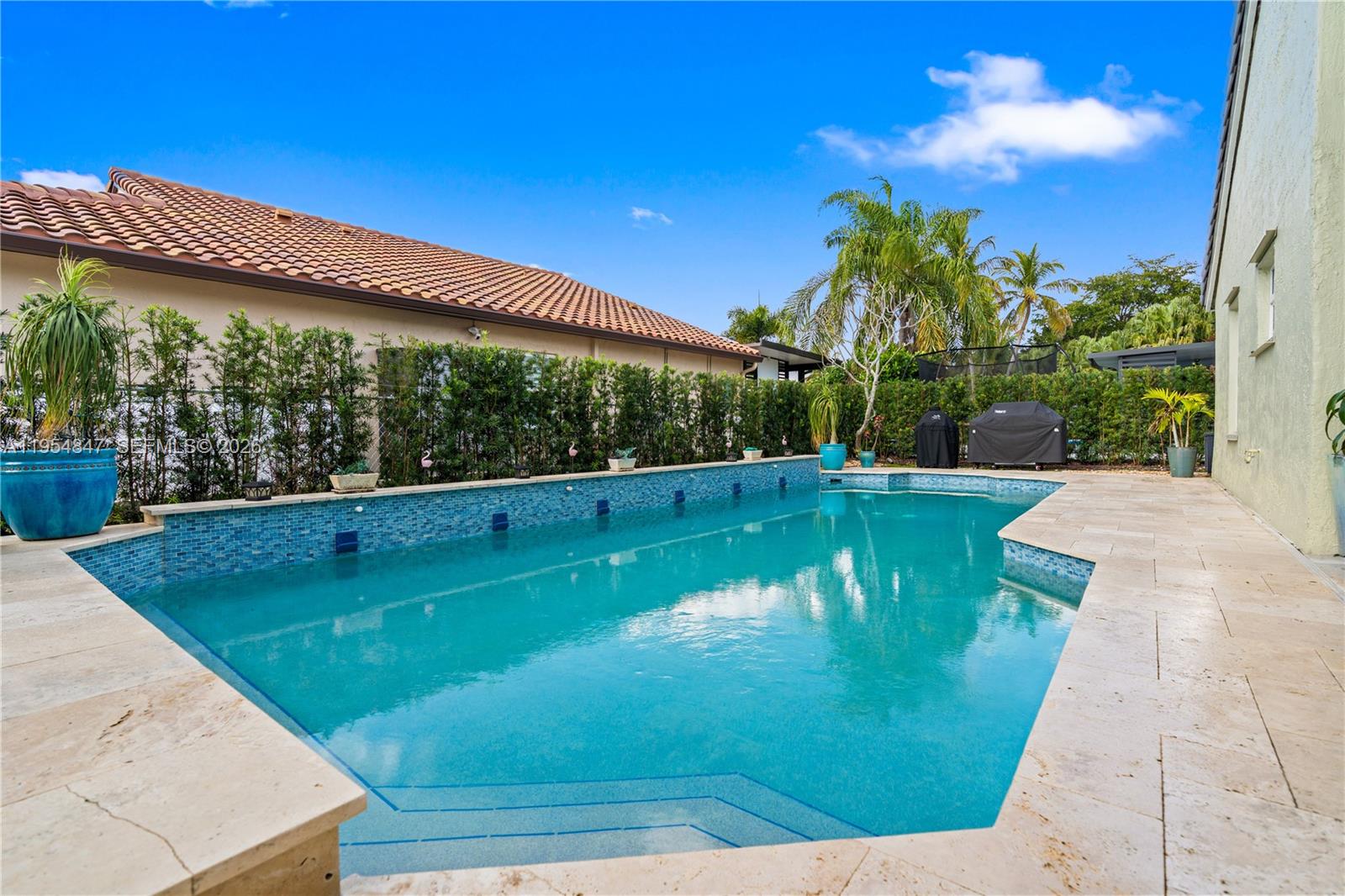 CHAPEL LAKE ESTATES - Residential