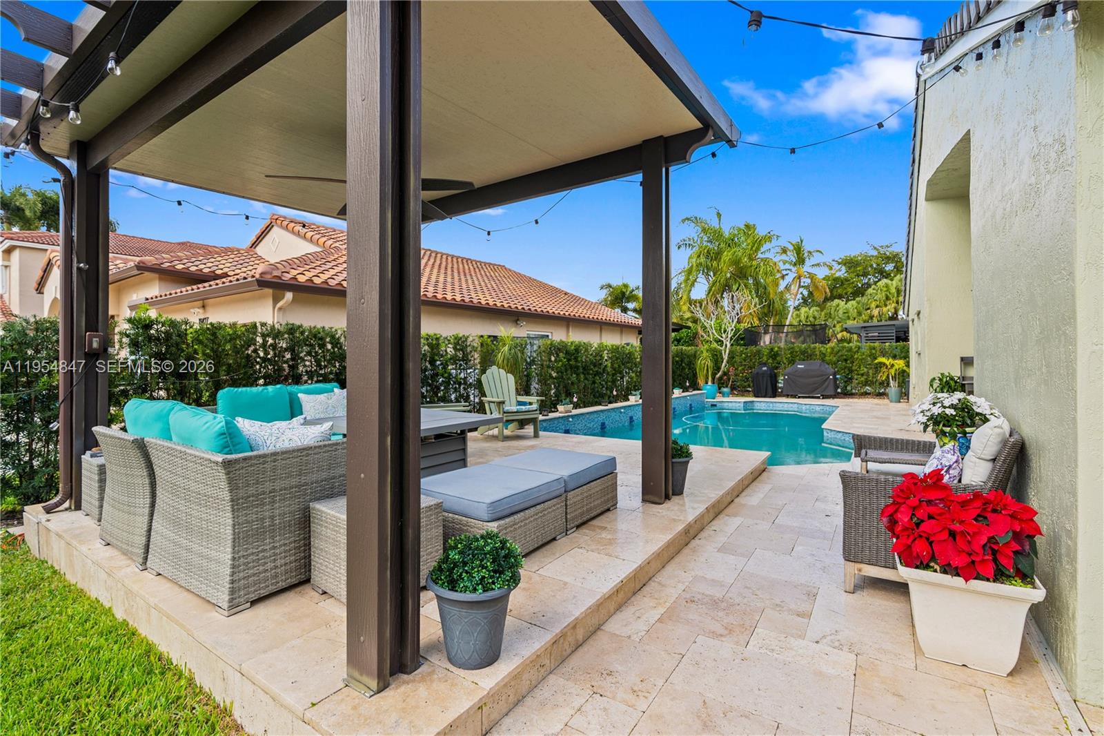 CHAPEL LAKE ESTATES - Residential