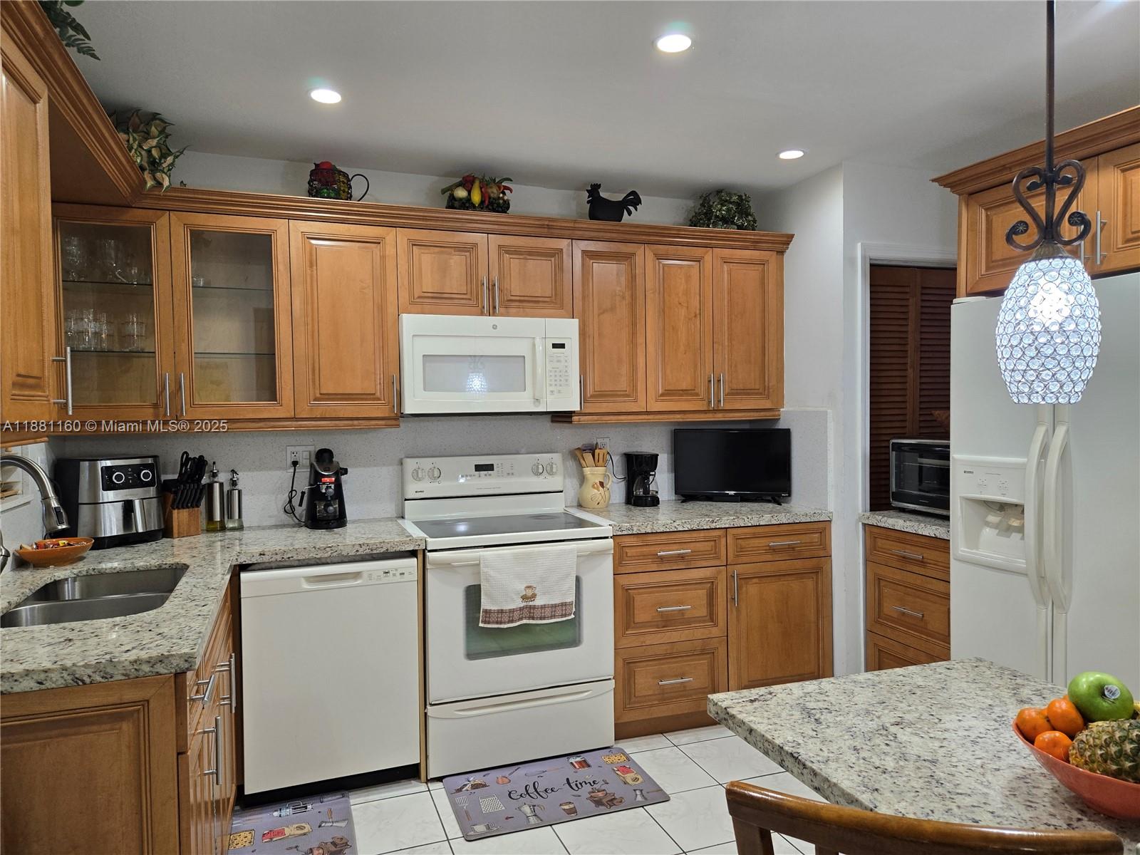 STARLITE GARDENS - Residential