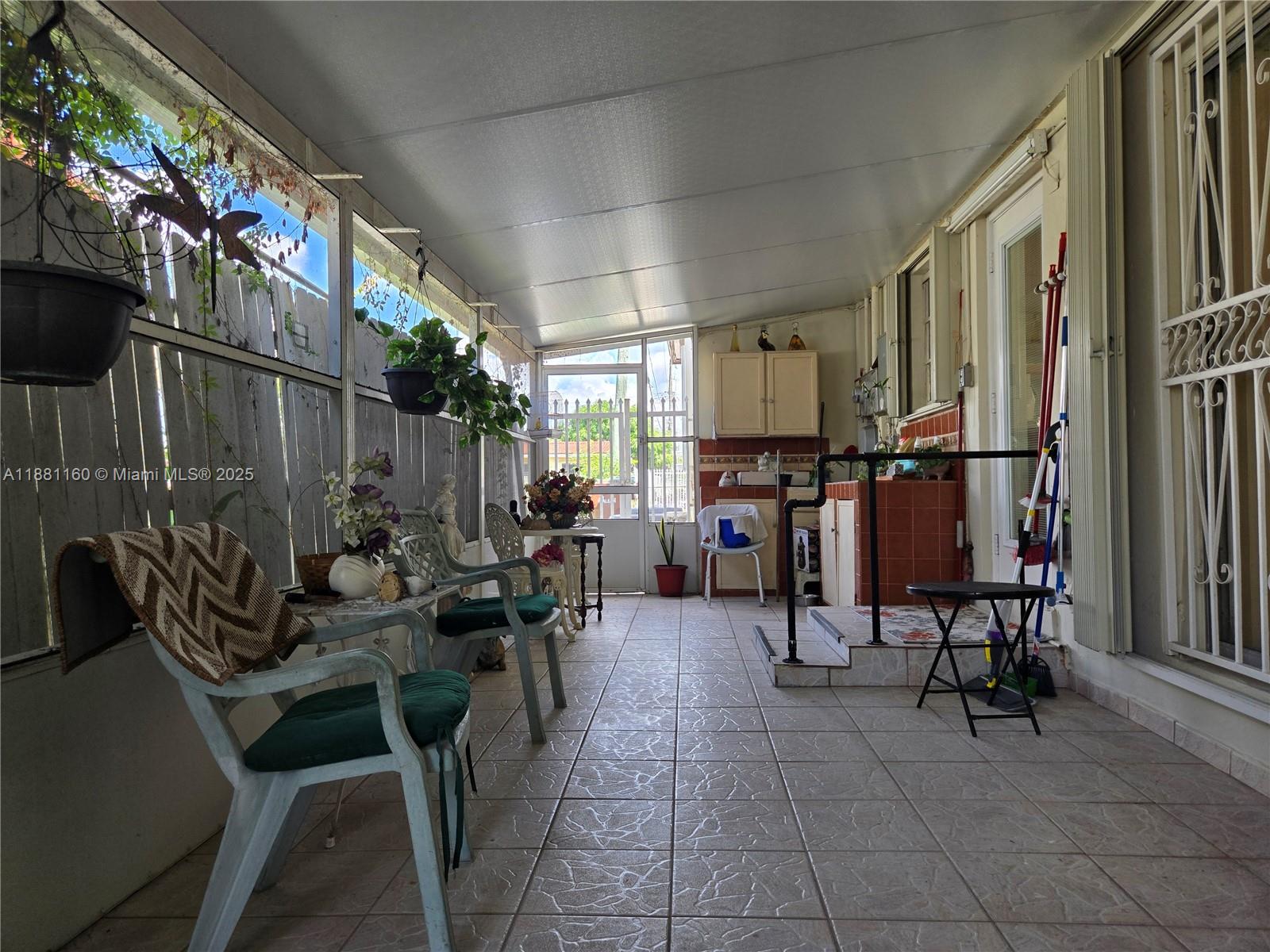 STARLITE GARDENS - Residential