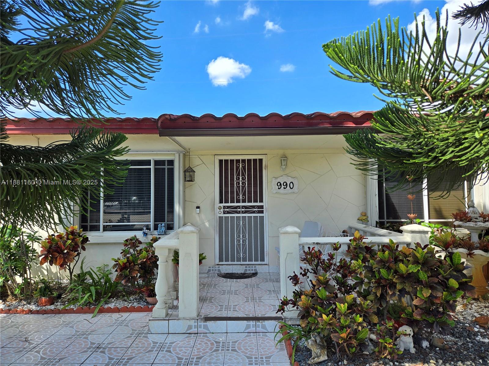 STARLITE GARDENS - Residential