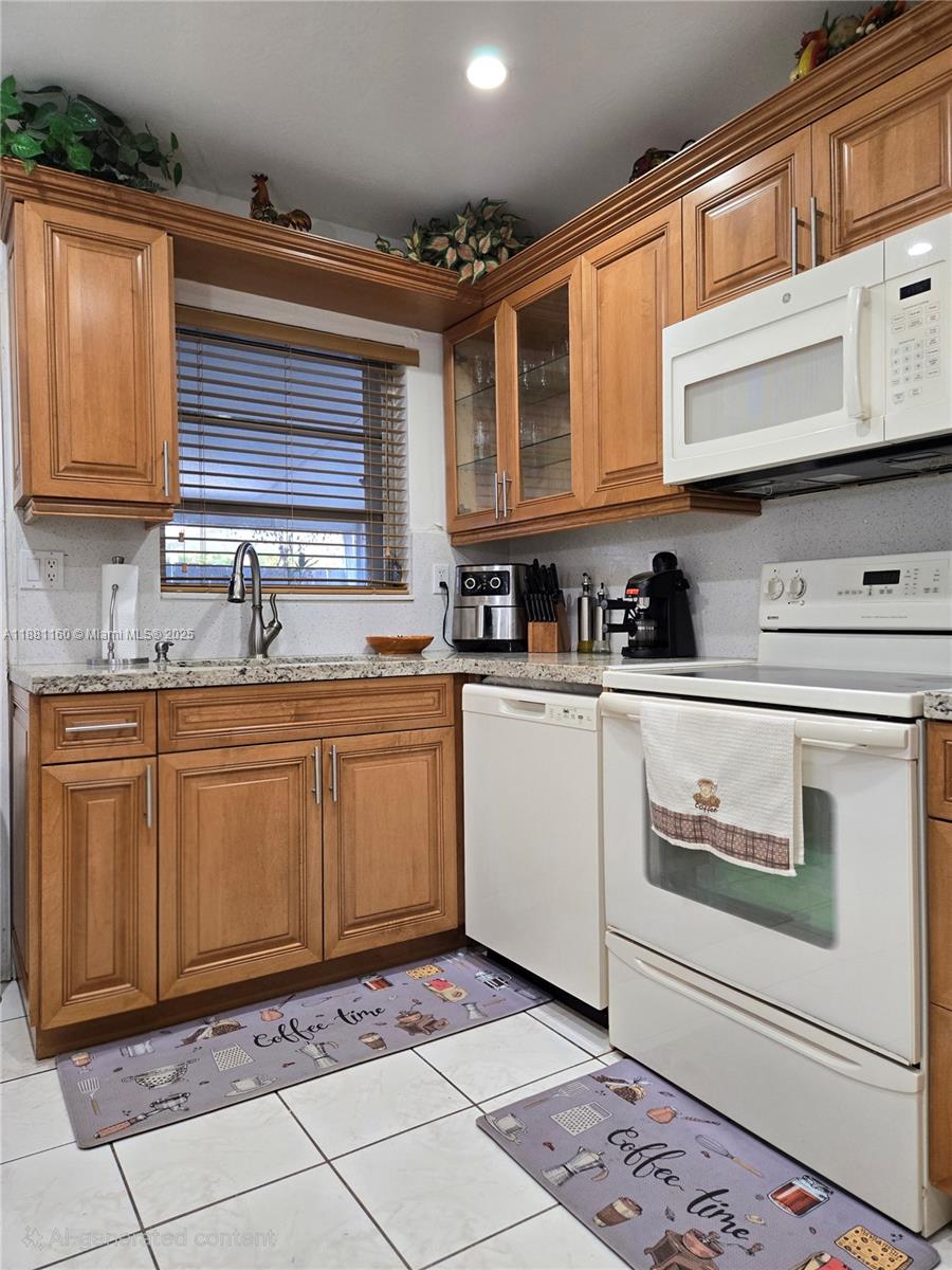 STARLITE GARDENS - Residential