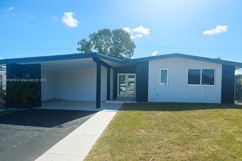 832 NW 171st Ter Miami Gardens FL 33169