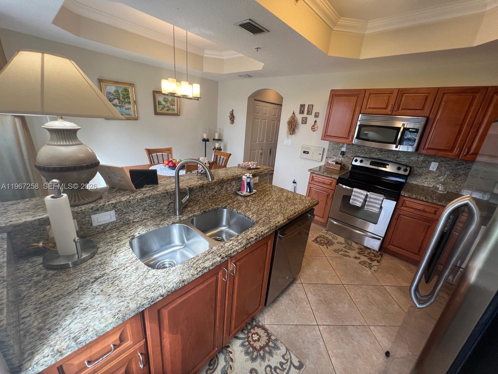 PEMBROKE CAY CONDO - Residential