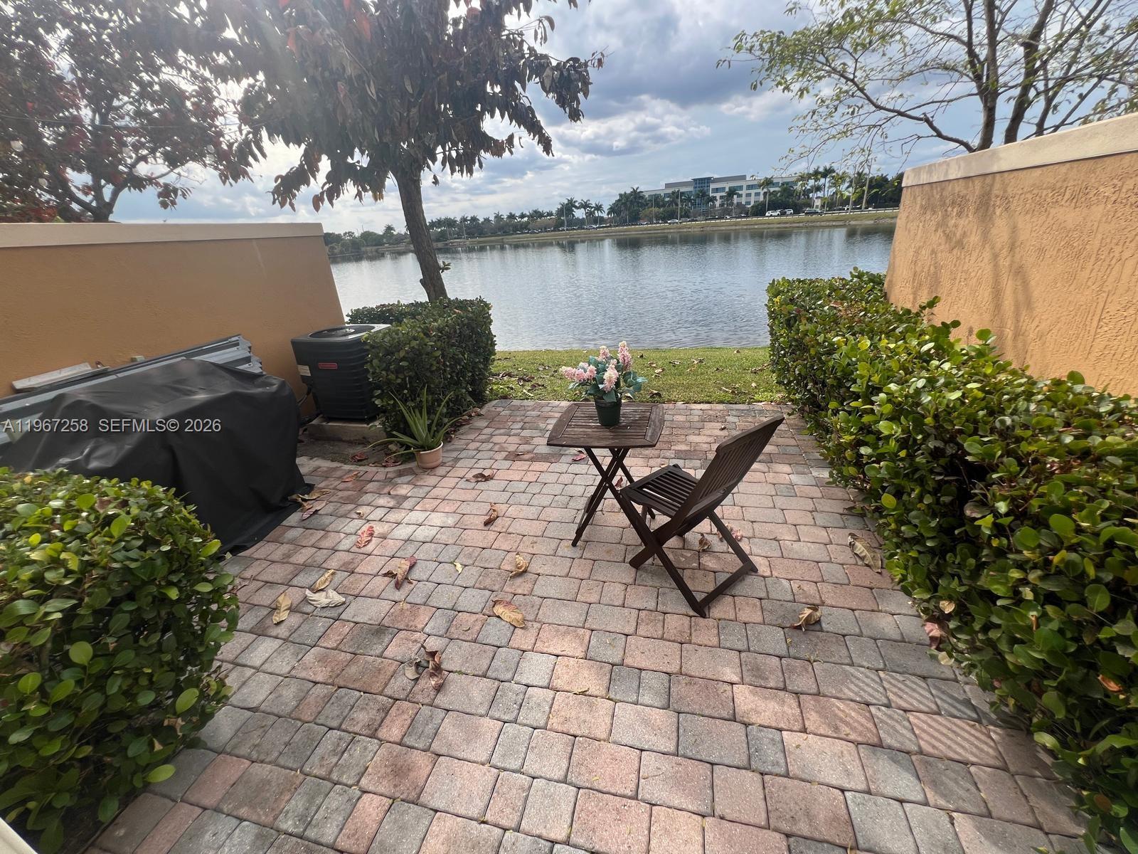 PEMBROKE CAY CONDO - Residential