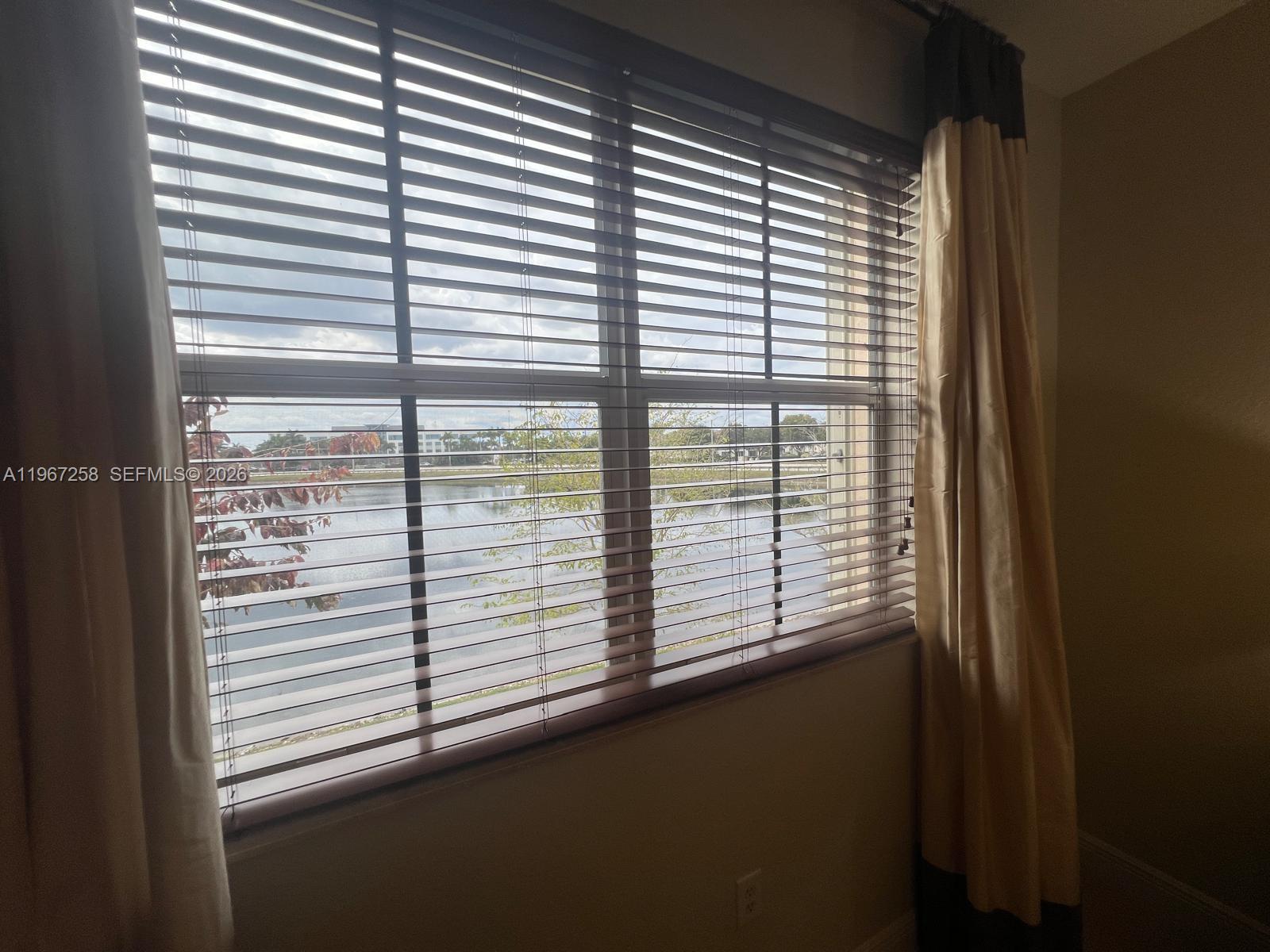 PEMBROKE CAY CONDO - Residential