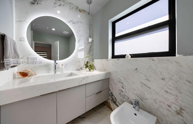 AMD PL BISCAYNE PINES - Residential