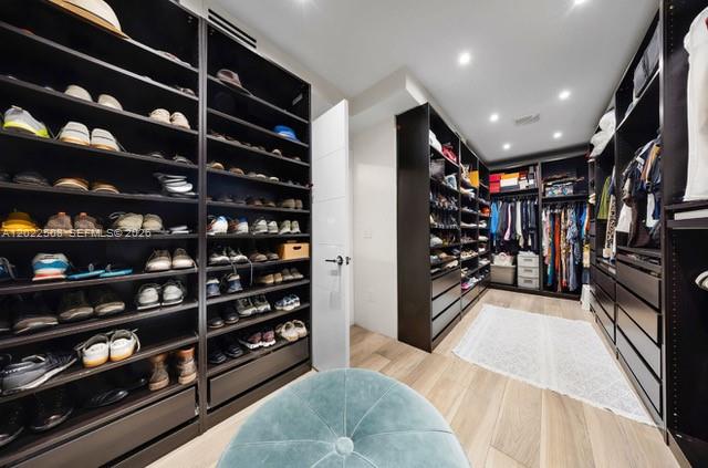 AMD PL BISCAYNE PINES - Residential