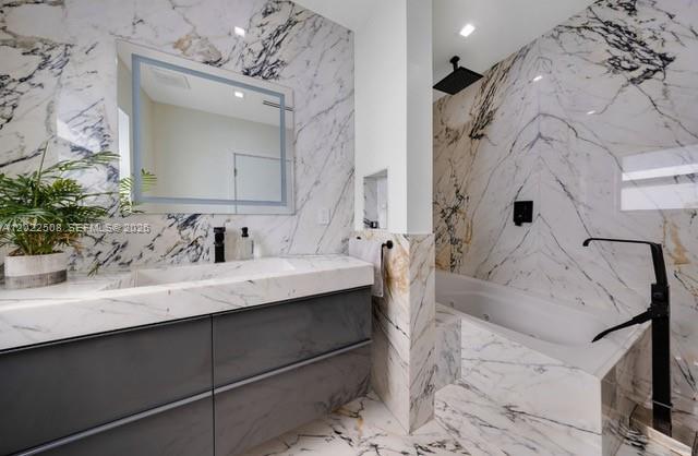 AMD PL BISCAYNE PINES - Residential