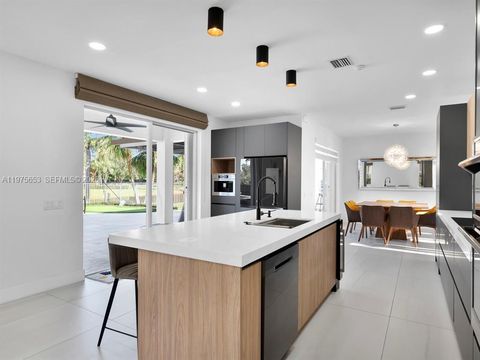 Tiny photo for 1176 Cedar Falls Dr, Weston, FL 33327 (MLS # A11975653)