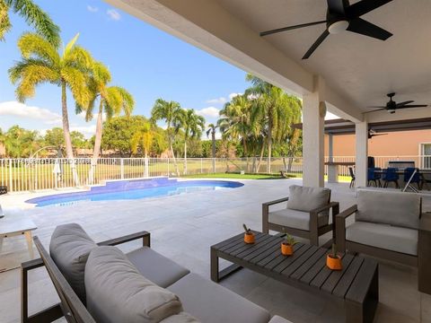 Tiny photo for 1176 Cedar Falls Dr, Weston, FL 33327 (MLS # A11975653)