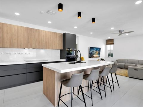 Tiny photo for 1176 Cedar Falls Dr, Weston, FL 33327 (MLS # A11975653)