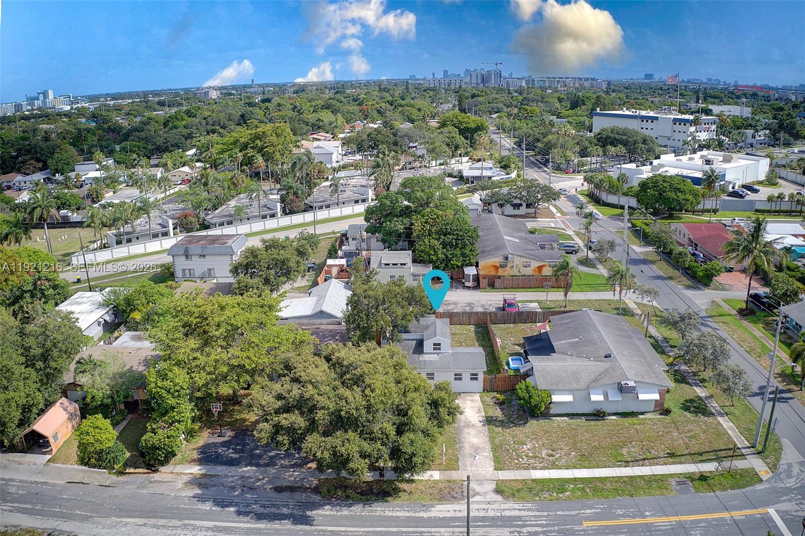 NORTH HOLLYWOOD - Residential