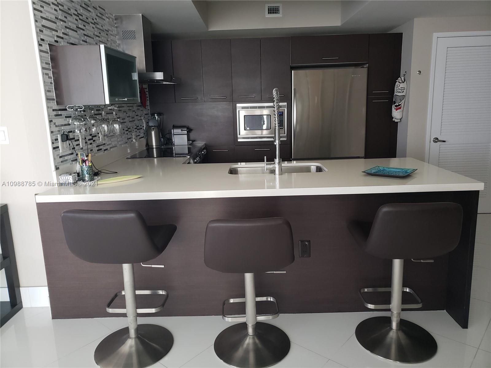 250 Sunny Isles BLVD 3-1005