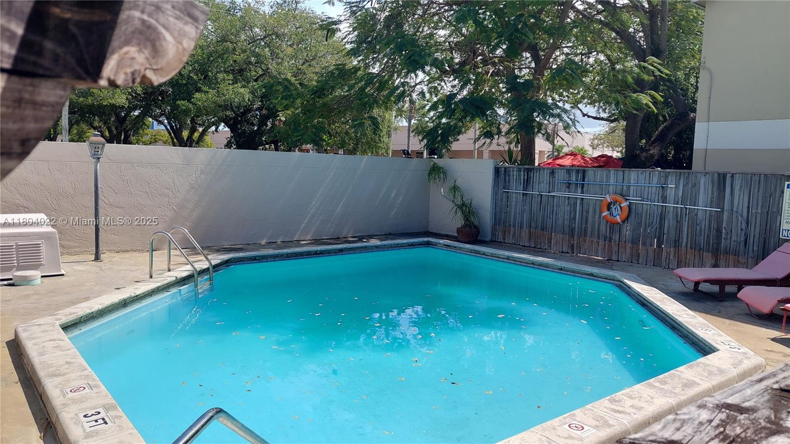 3188 Bird Ave 14, Coconut Grove, Broward County, Florida - 2 Bedrooms  
2 Bathrooms - 