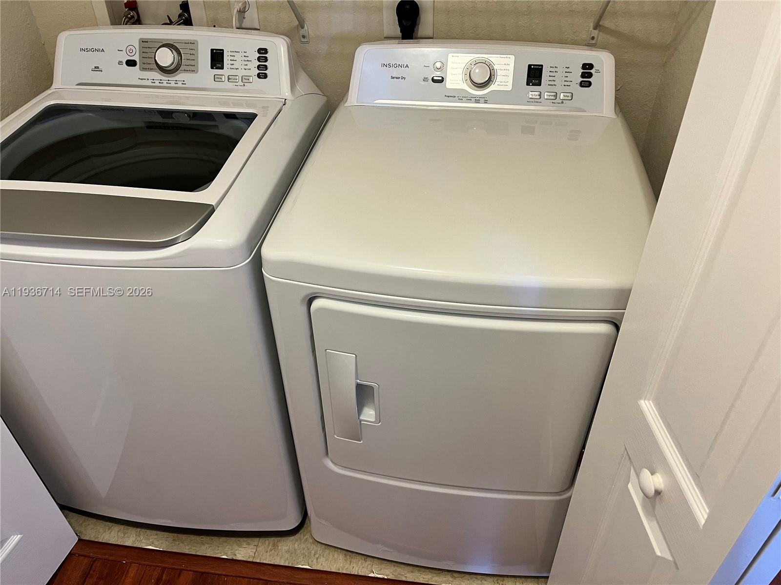 RESIDENCES AT LEGACY PLAC - Residential