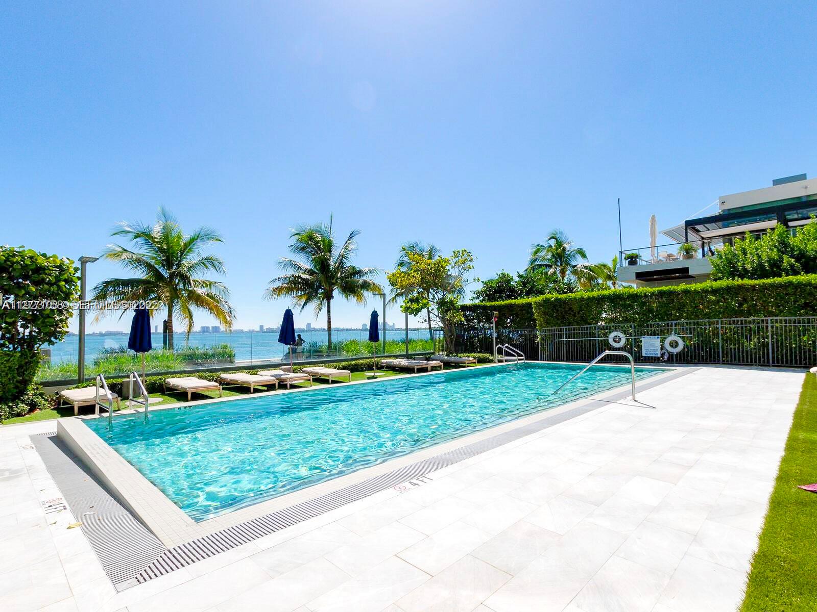 3131 NE 7th Ave 2702