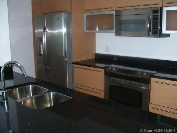 Plaza 851 Brickell Condo - Residential Lease