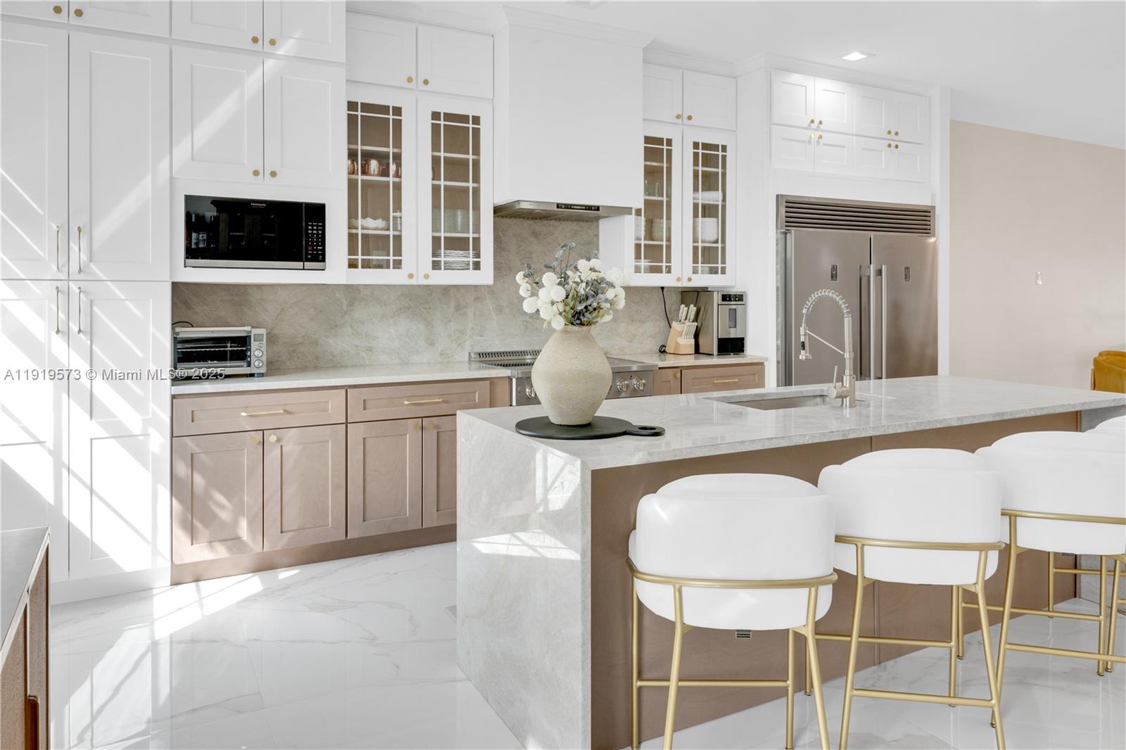 AQUAVISTA CONDO - Residential