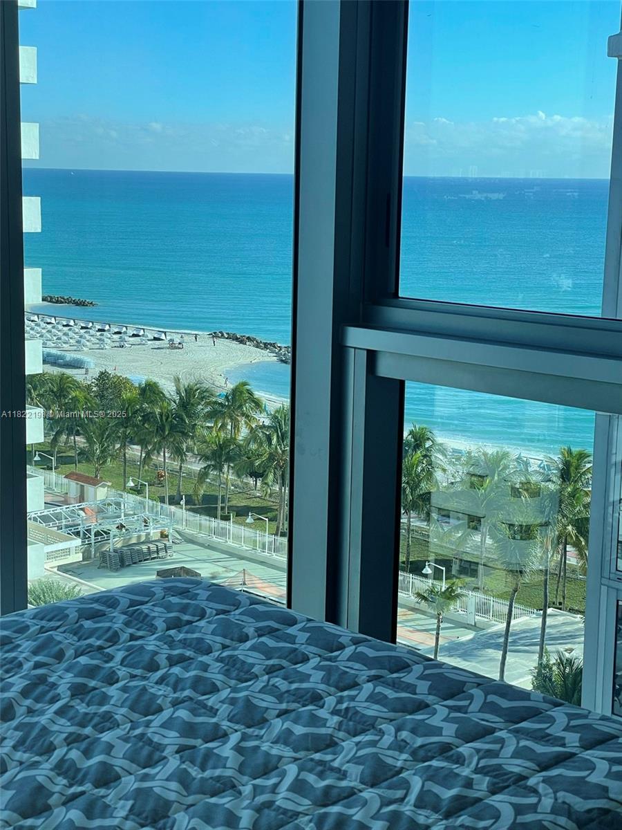 2655 Collins Ave 1407