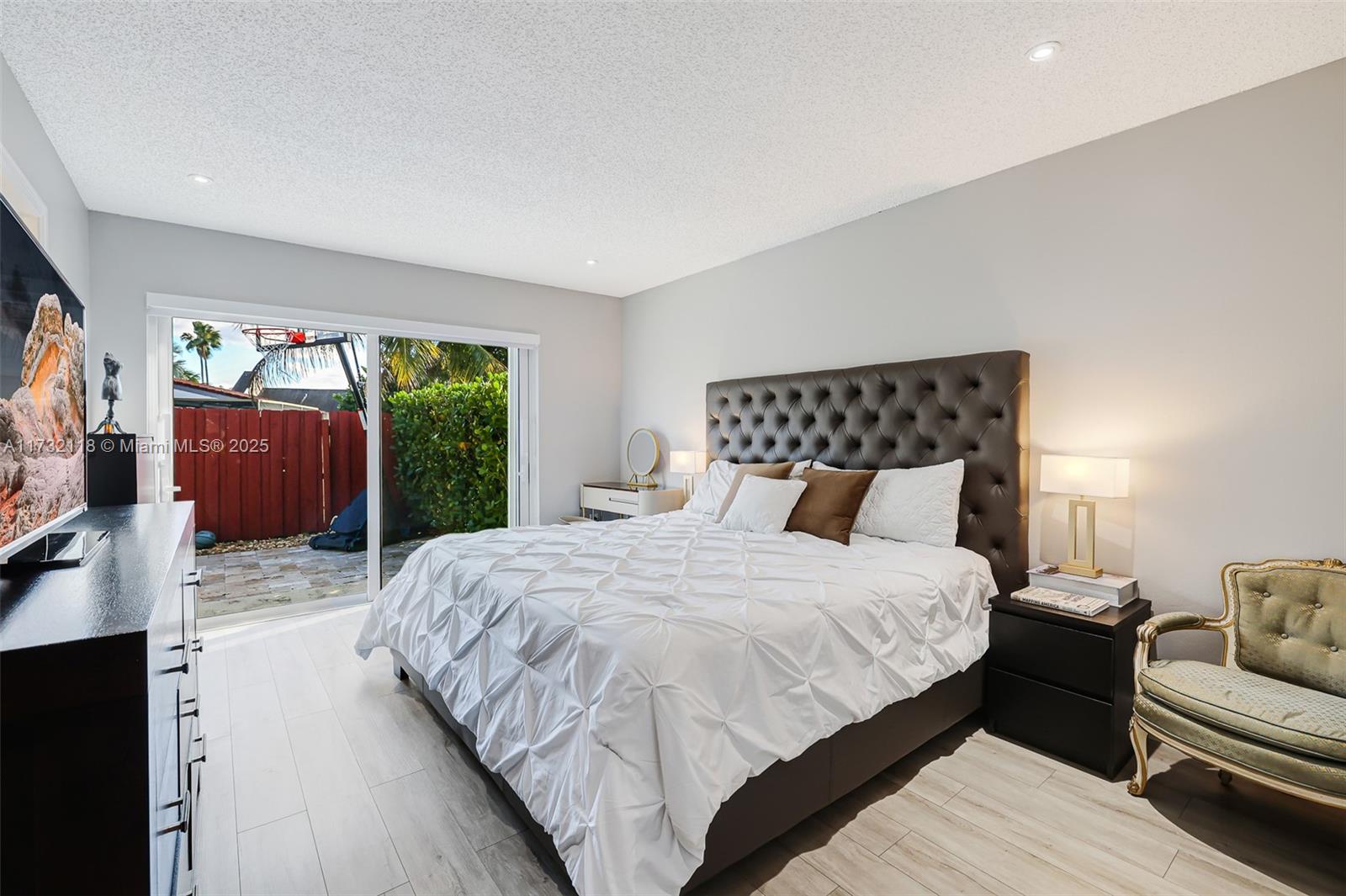 BONAVENTURE LAKES ADD 2 - Residential