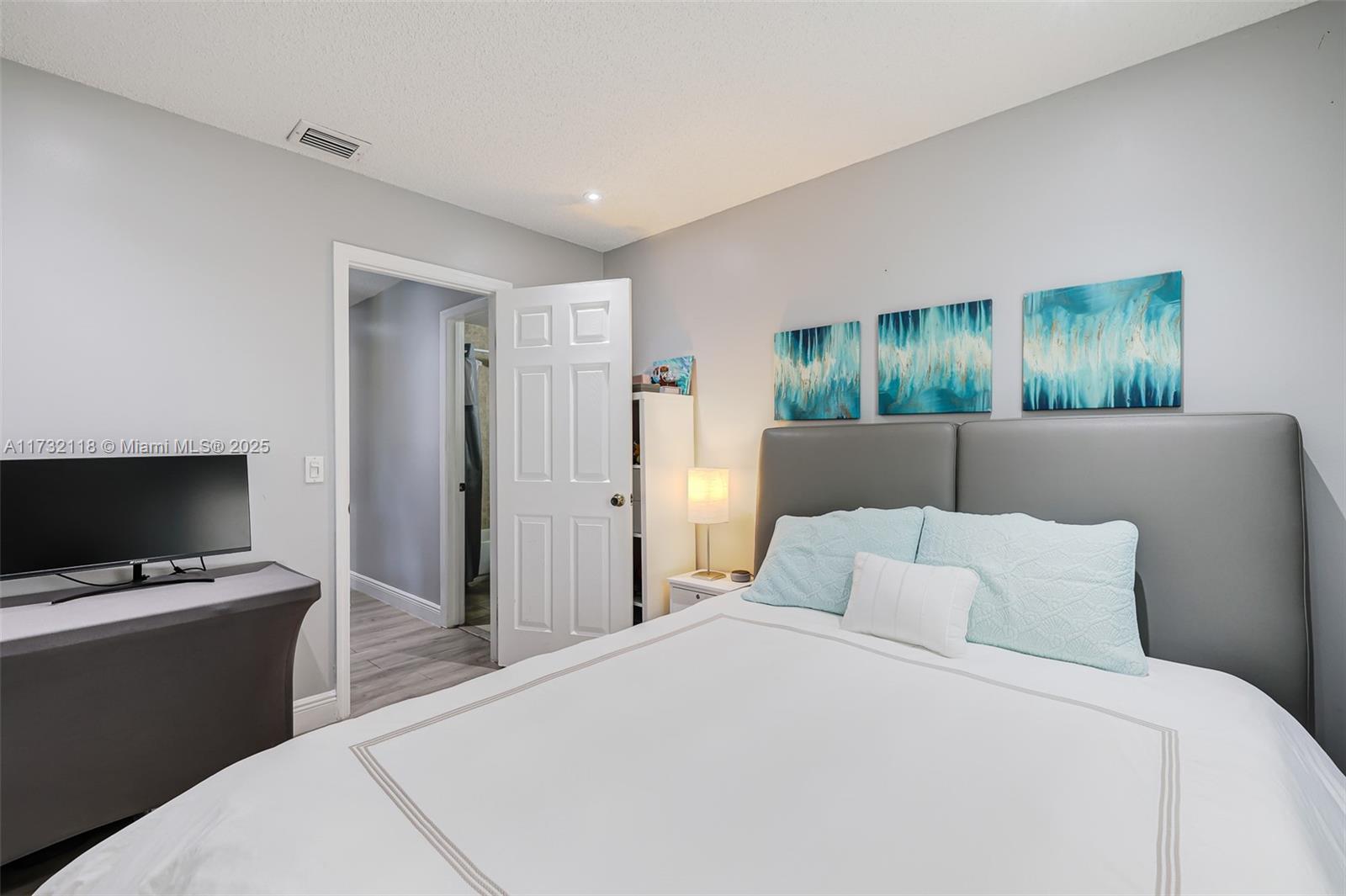 BONAVENTURE LAKES ADD 2 - Residential