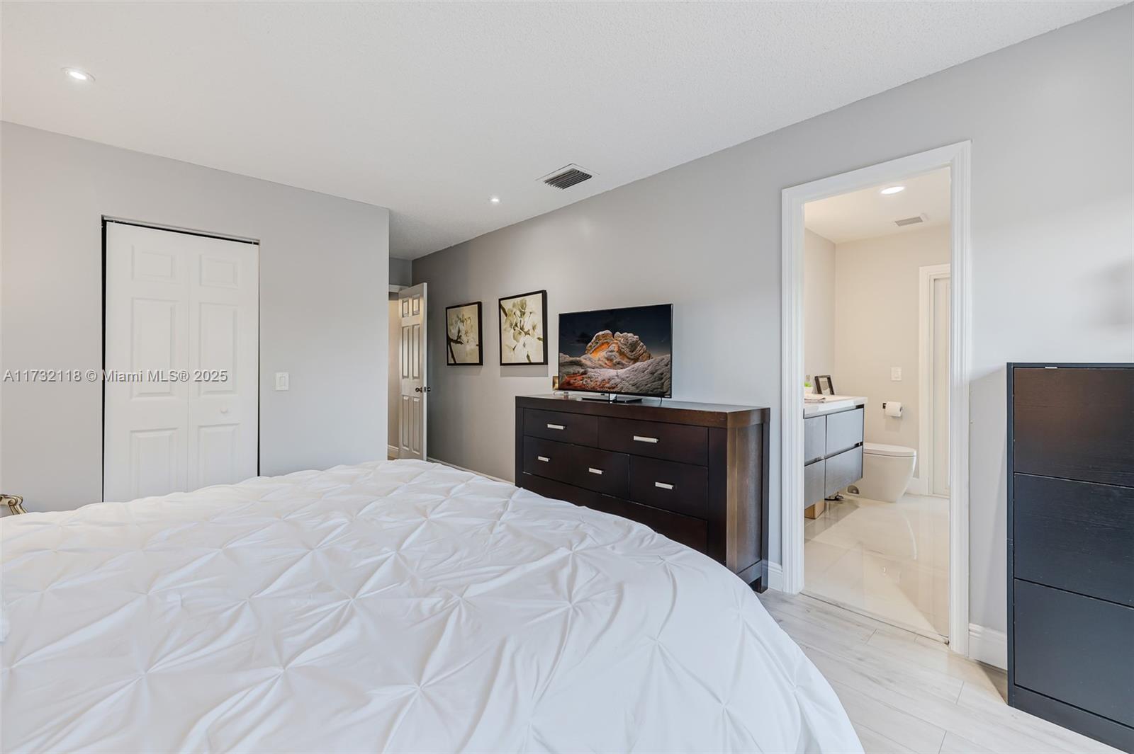 BONAVENTURE LAKES ADD 2 - Residential