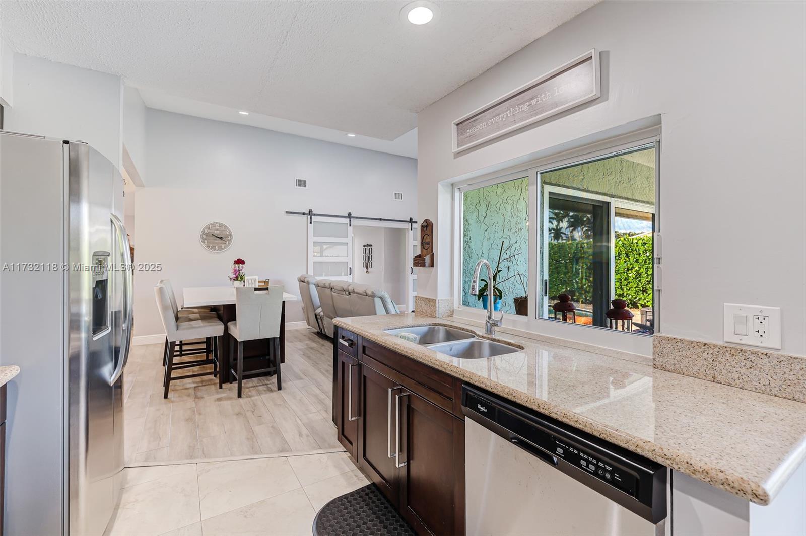 BONAVENTURE LAKES ADD 2 - Residential