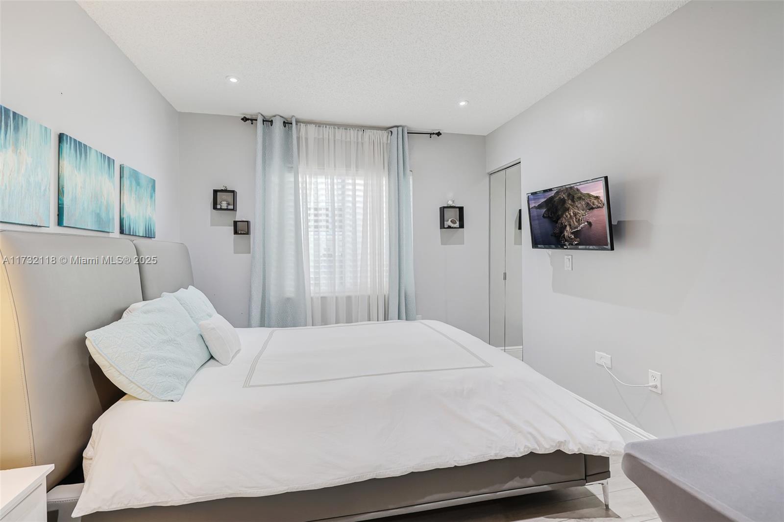 BONAVENTURE LAKES ADD 2 - Residential