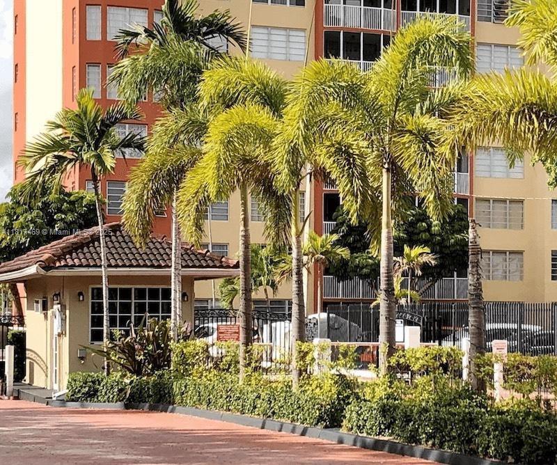 1710 Ne 191st St 417-3, Miami, Broward County, Florida - 1 Bedrooms  
2 Bathrooms - 