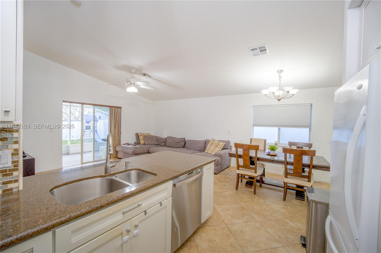 OLYMPIA & YORK RESIDENTIA - Residential