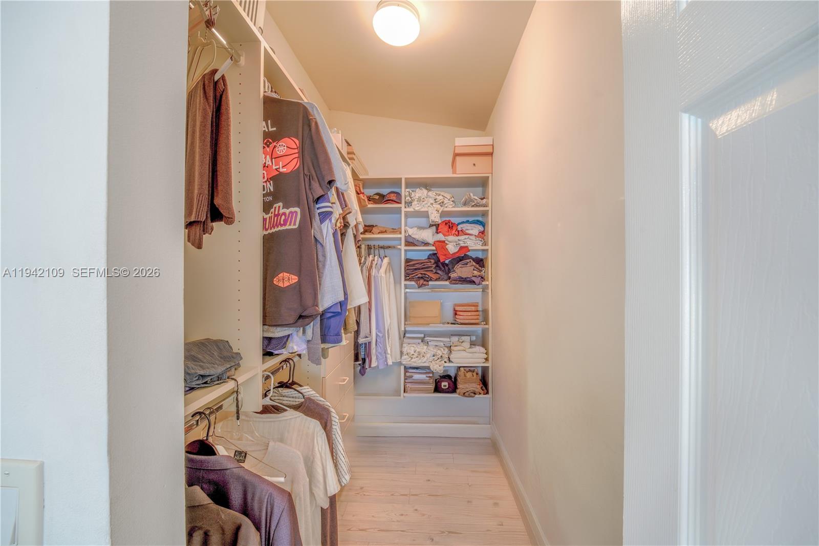 OLYMPIA & YORK RESIDENTIA - Residential