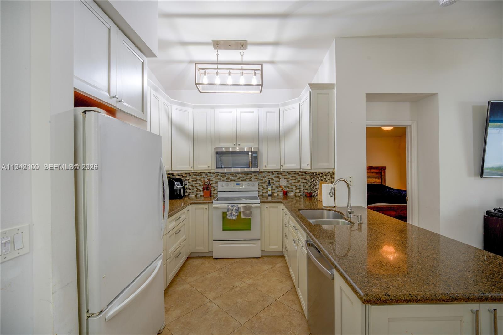 OLYMPIA & YORK RESIDENTIA - Residential