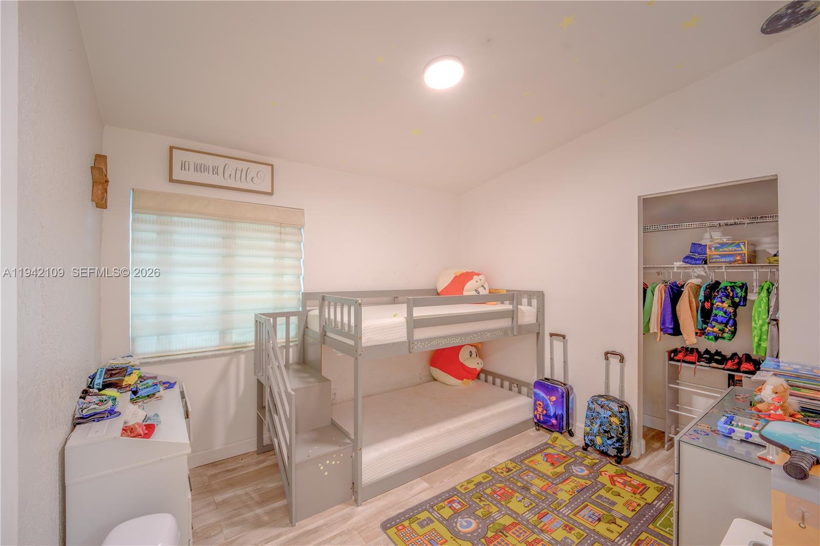 OLYMPIA & YORK RESIDENTIA - Residential