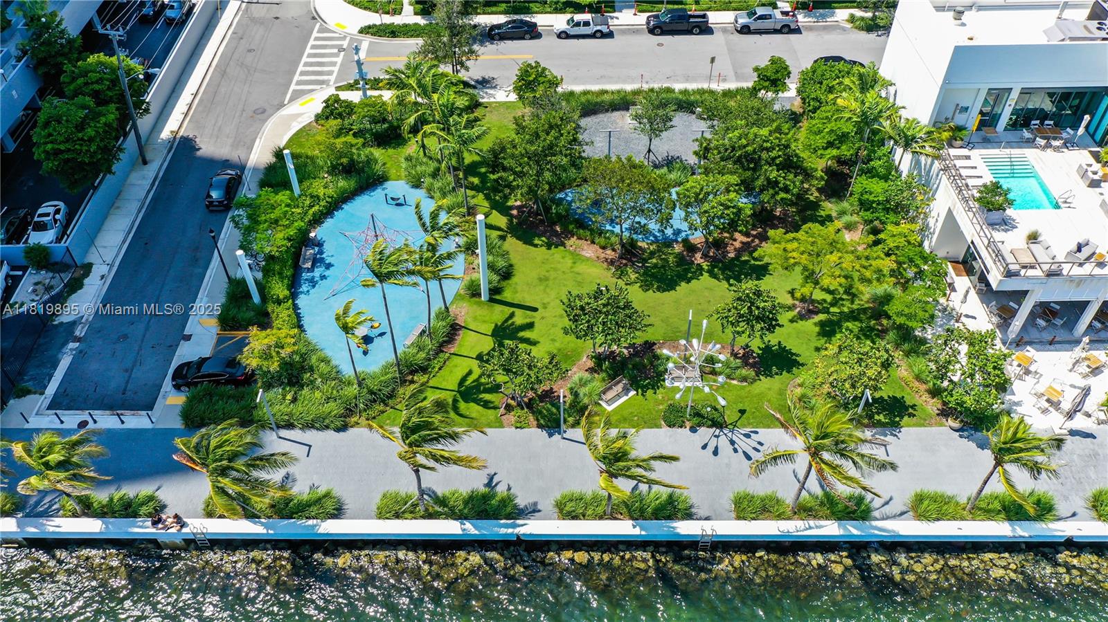 ONE PARAISO CONDO - Residential