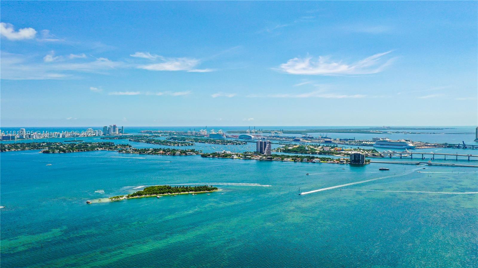 ONE PARAISO CONDO - Residential