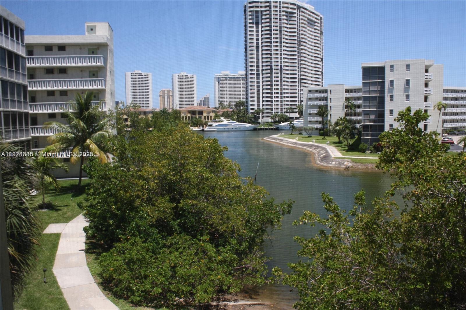 2930 Point East Dr E309