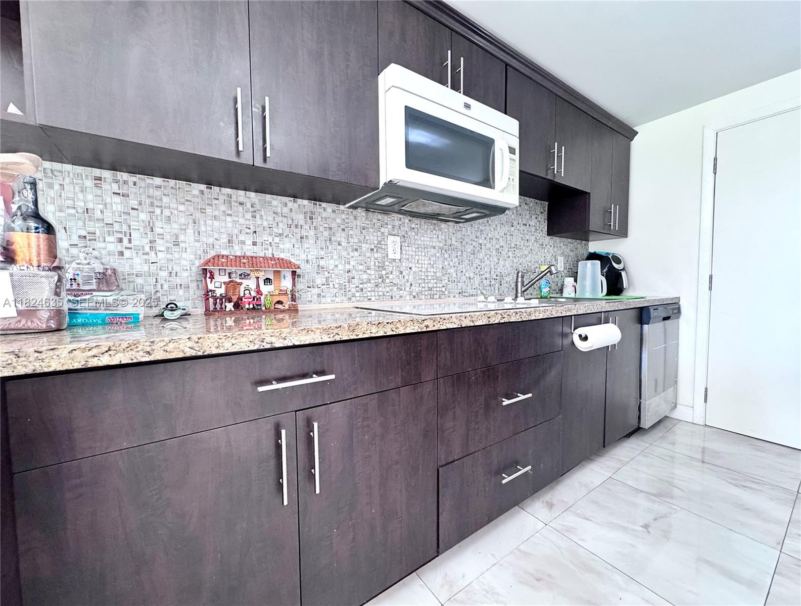 POINT EAST ONE CONDO-BLDG - Residential