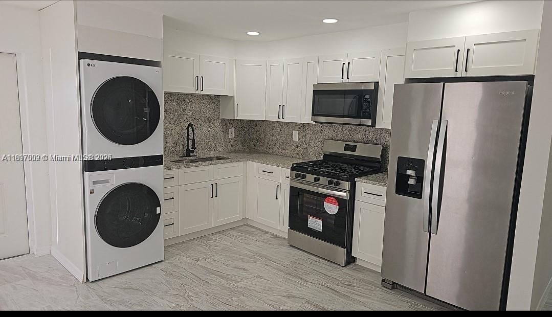 SHERATON PLAZA UNIT 3 REP - Residential Lease