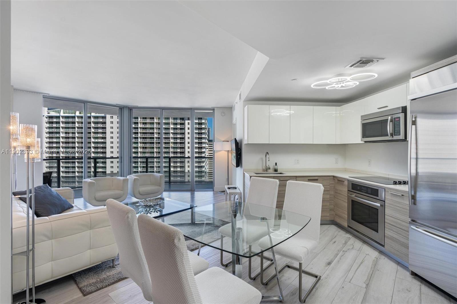 BRICKELLHOUSE CONDO - Residential