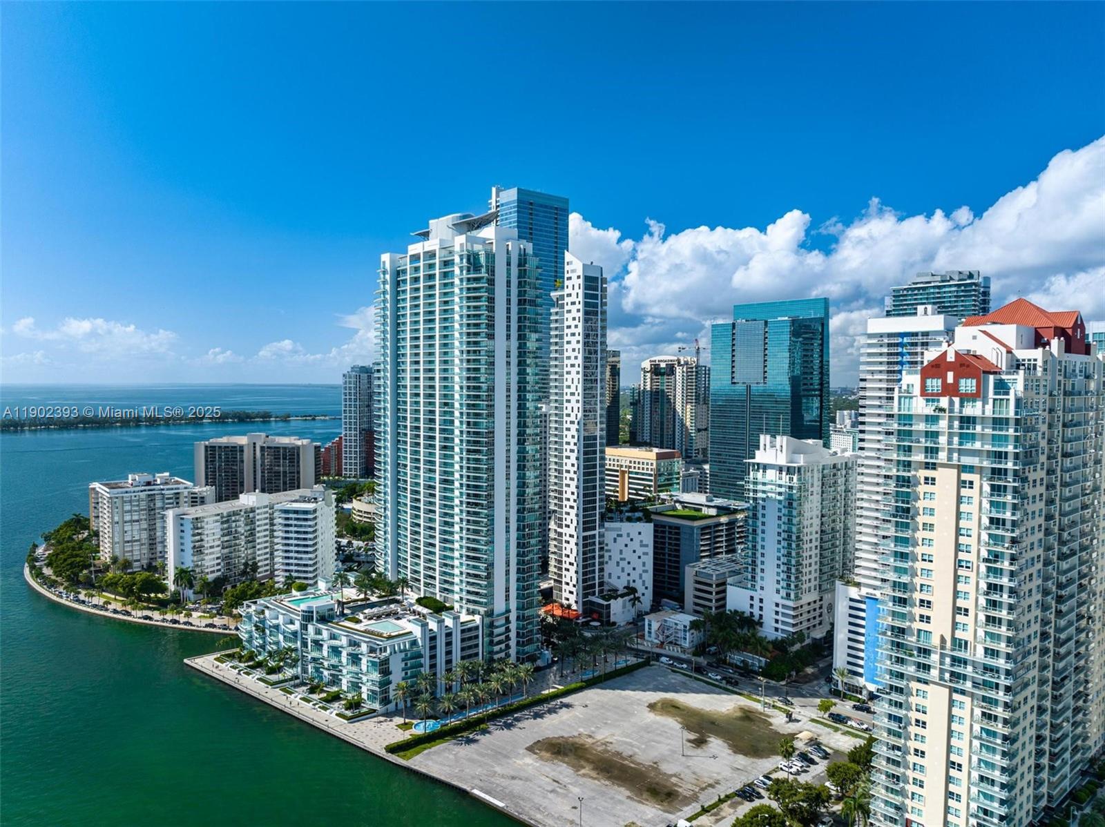 BRICKELLHOUSE CONDO - Residential