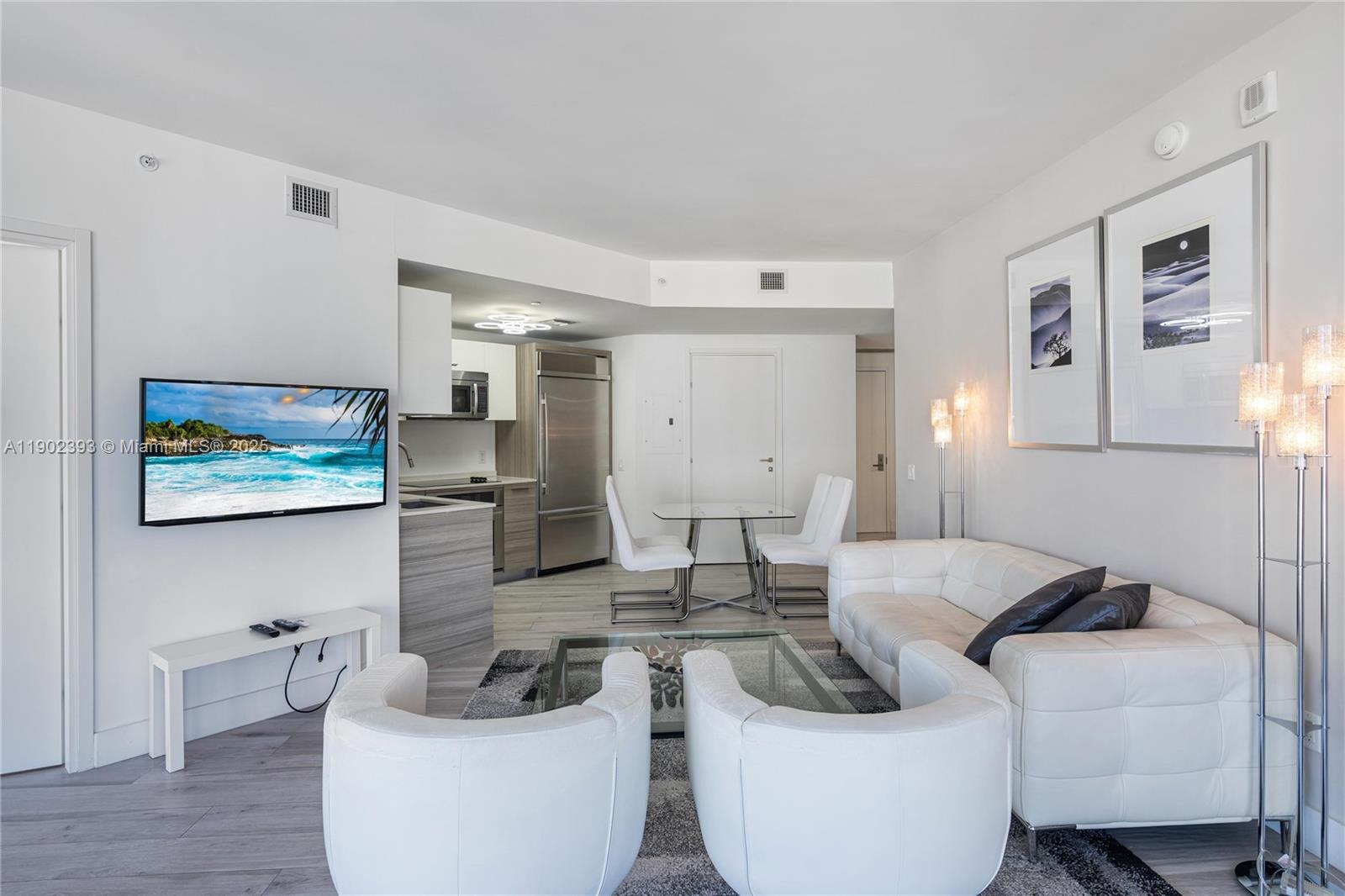 BRICKELLHOUSE CONDO - Residential