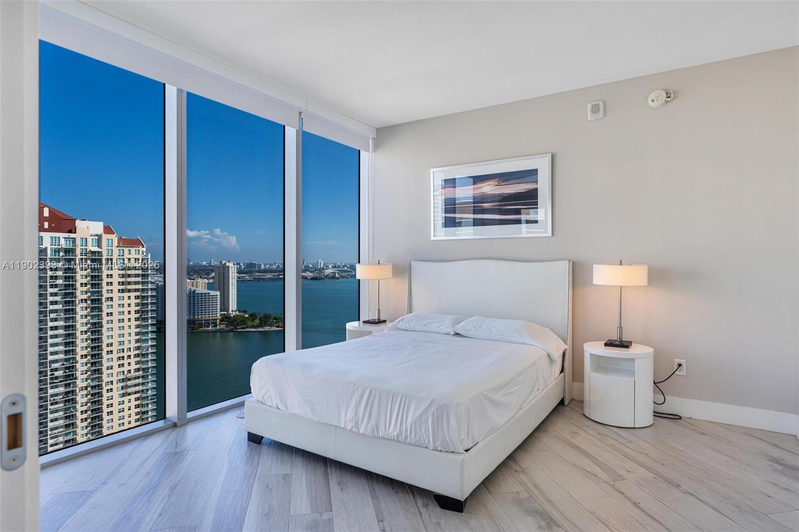 BRICKELLHOUSE CONDO - Residential