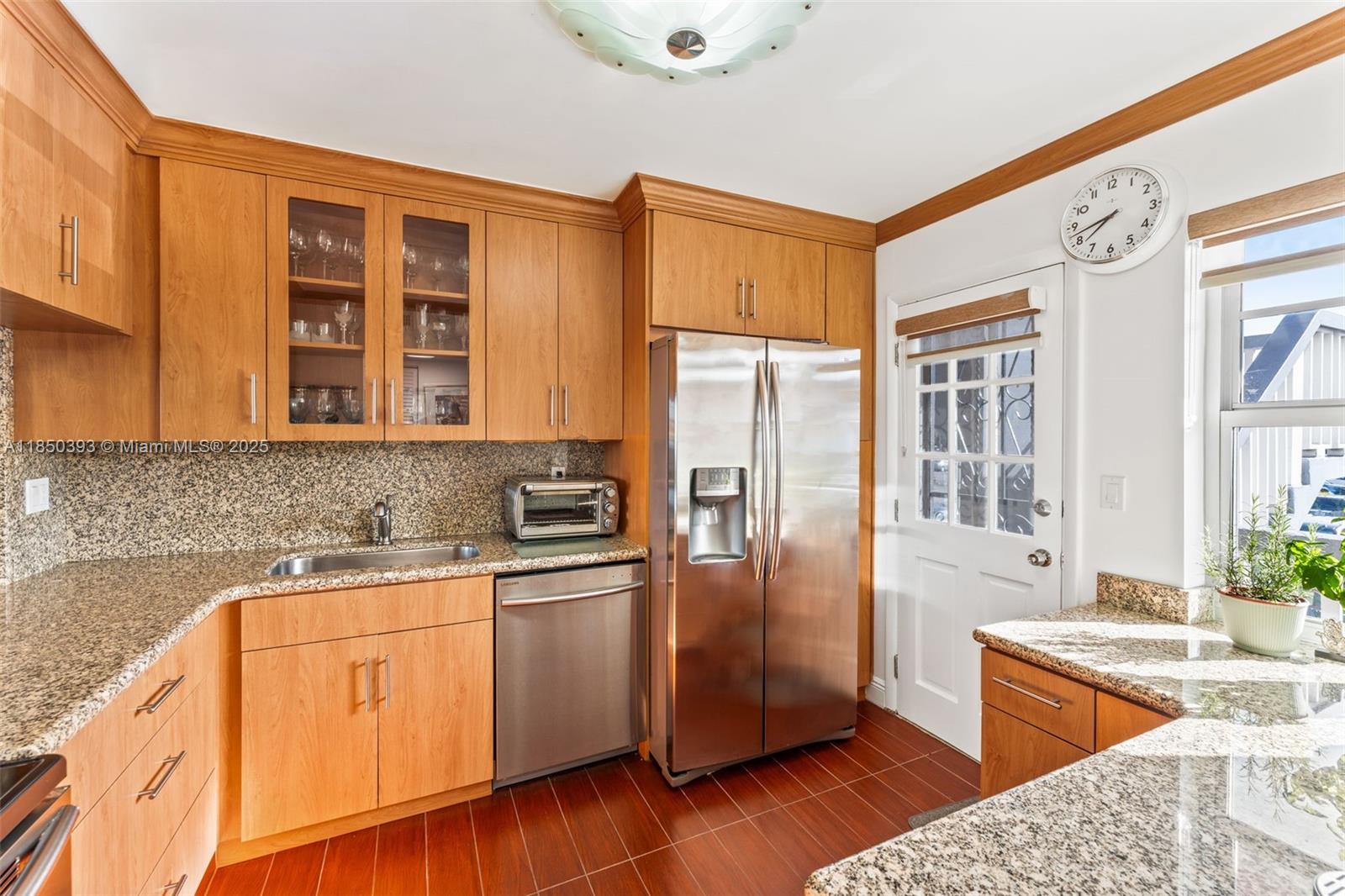 18555 NE 14th Ave 613
