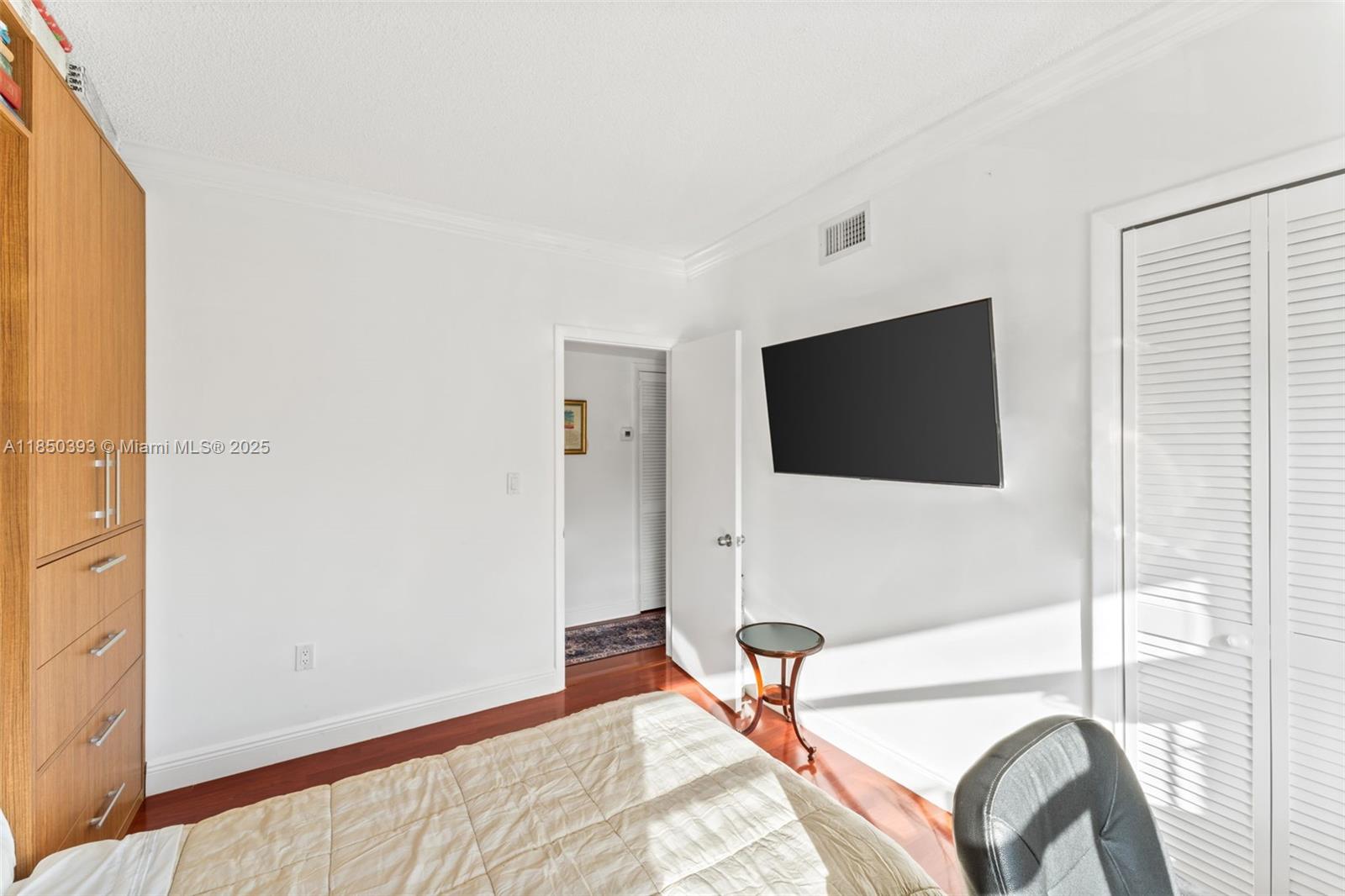 SIXTH MOORINGS CONDO - Residential