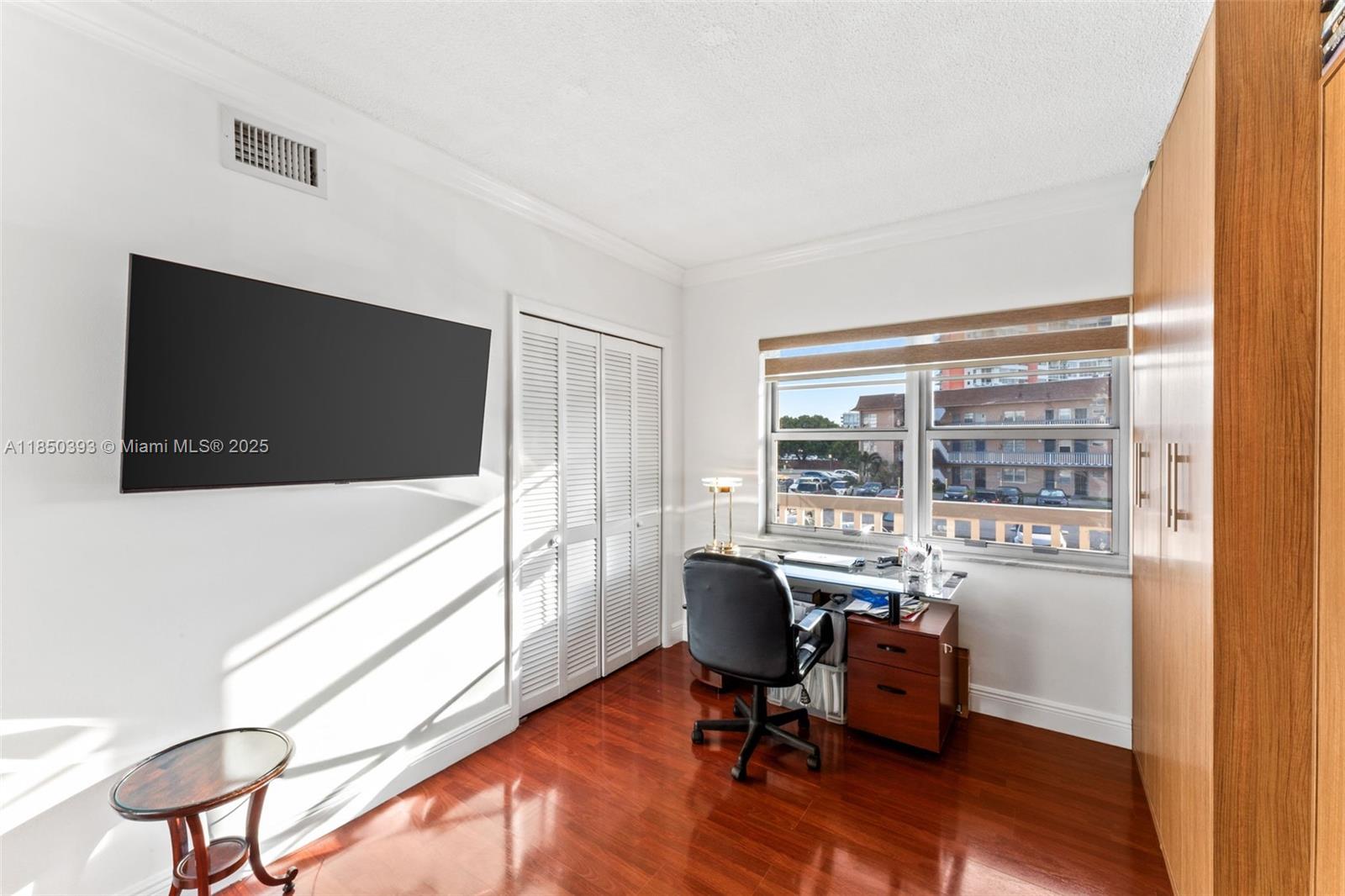 SIXTH MOORINGS CONDO - Residential