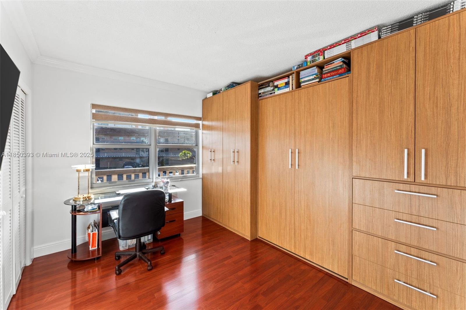 SIXTH MOORINGS CONDO - Residential