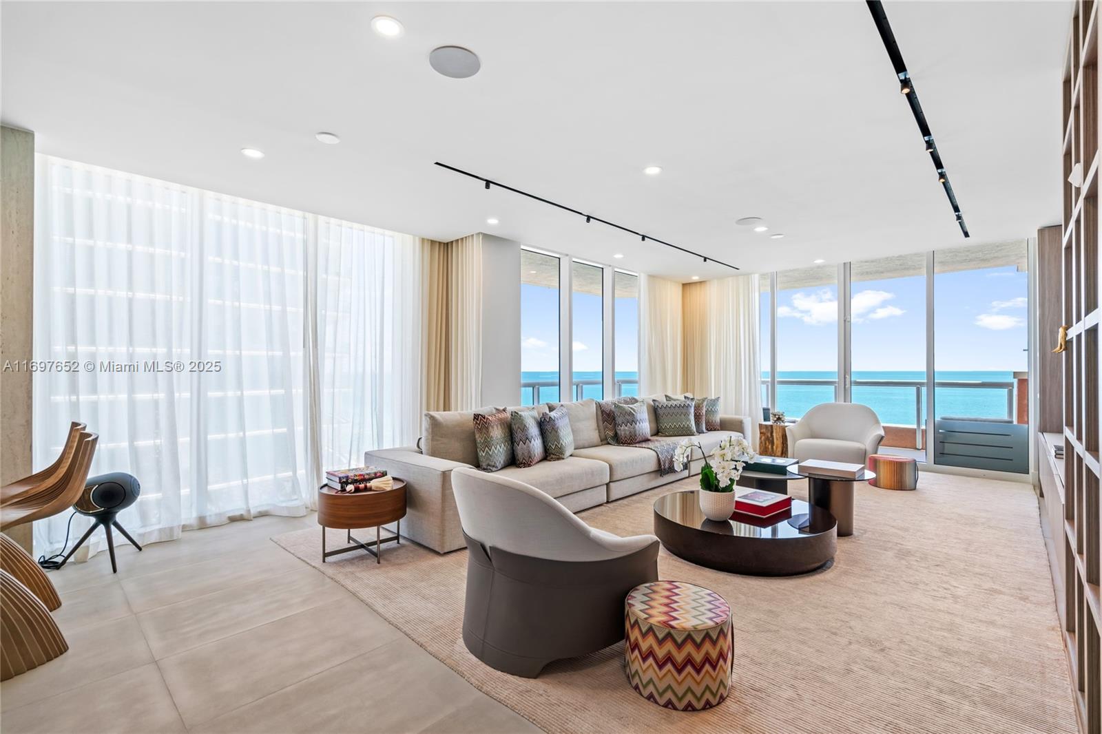 ACQUALINA OCEAN RESIDENCE - Residential